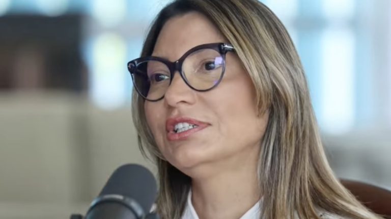 Janja na live do Lula