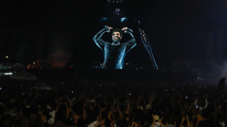 Алок-шоу в честь юбилея Бразилиа собирает 500 тысяч зрителей;  посмотреть изображения