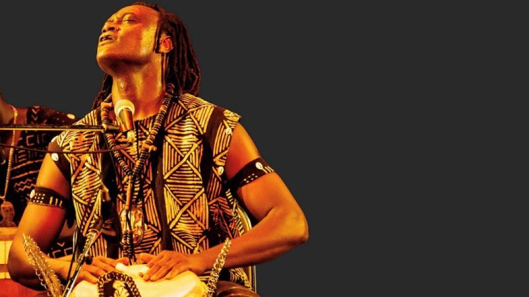 Почему люди поют?  Традиционная музыка на 55 языках раскрывает закономерности и сходства