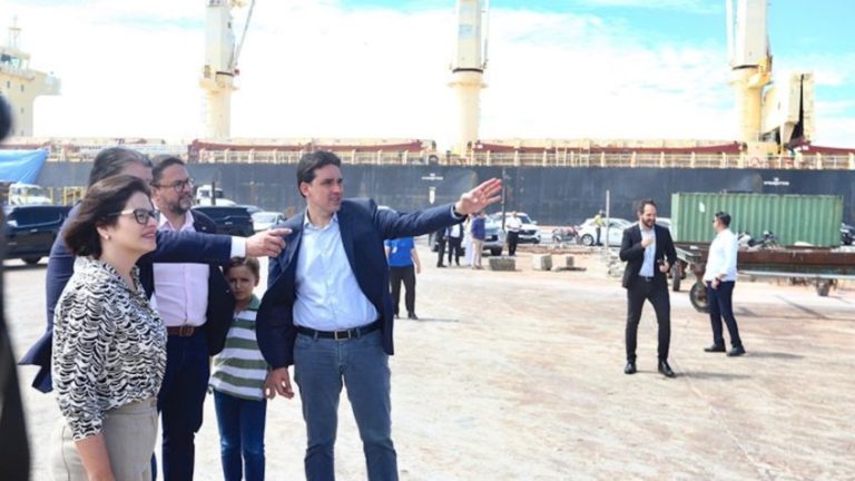 Silvio Costa Filho visitou o Porto de Recife (PE) nesta 6ª feira (31.mai)