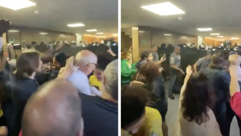 Студенты подверглись нападению со стороны премьер-министра во время акции протеста в Алеспе;  смотреть