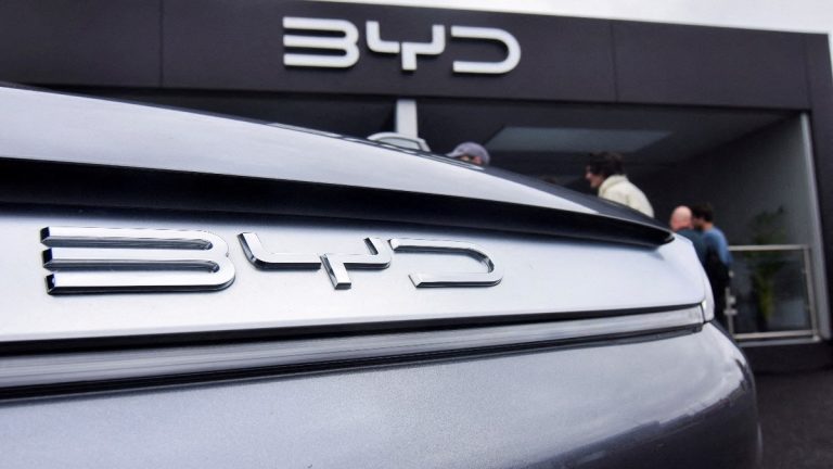 The launch of the new Atto 3 is likely to heat up competition amongst the country's burgeoning electric vehicle segment.