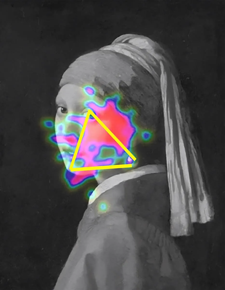 Девушка с сережкой-колокольчиком с визуализацией активности мозга