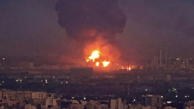 Na imagem, bombardeios de Israel no Irã em retaliação aos ataques sofridos pelo país judeu em 1º de outubro