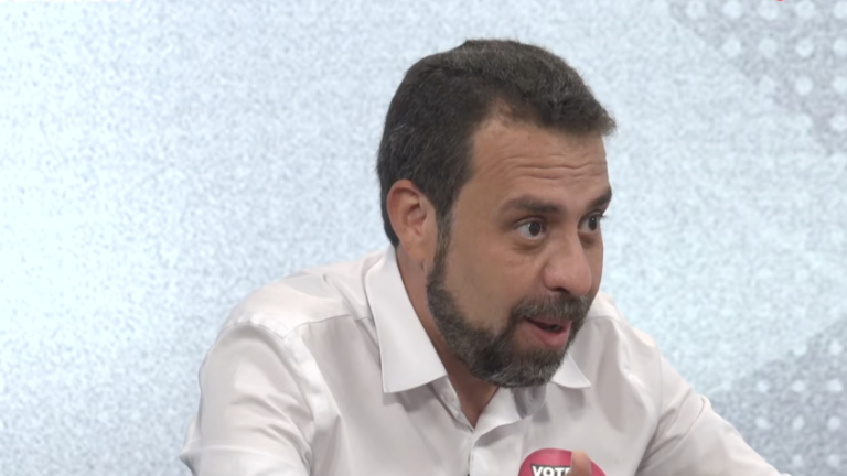 Guilherme Boulos disse que Tarcísio mira cenário em que Bolsonaro segue inelegível