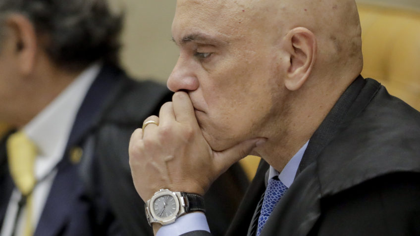 Мораес санкционировал передачу DF участников заговора о перевороте