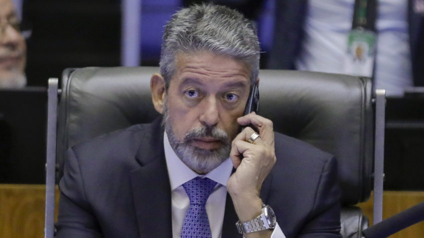 Не имея достаточного количества голосов, Лира откладывает бюджетную корректировку ПИК до четверга