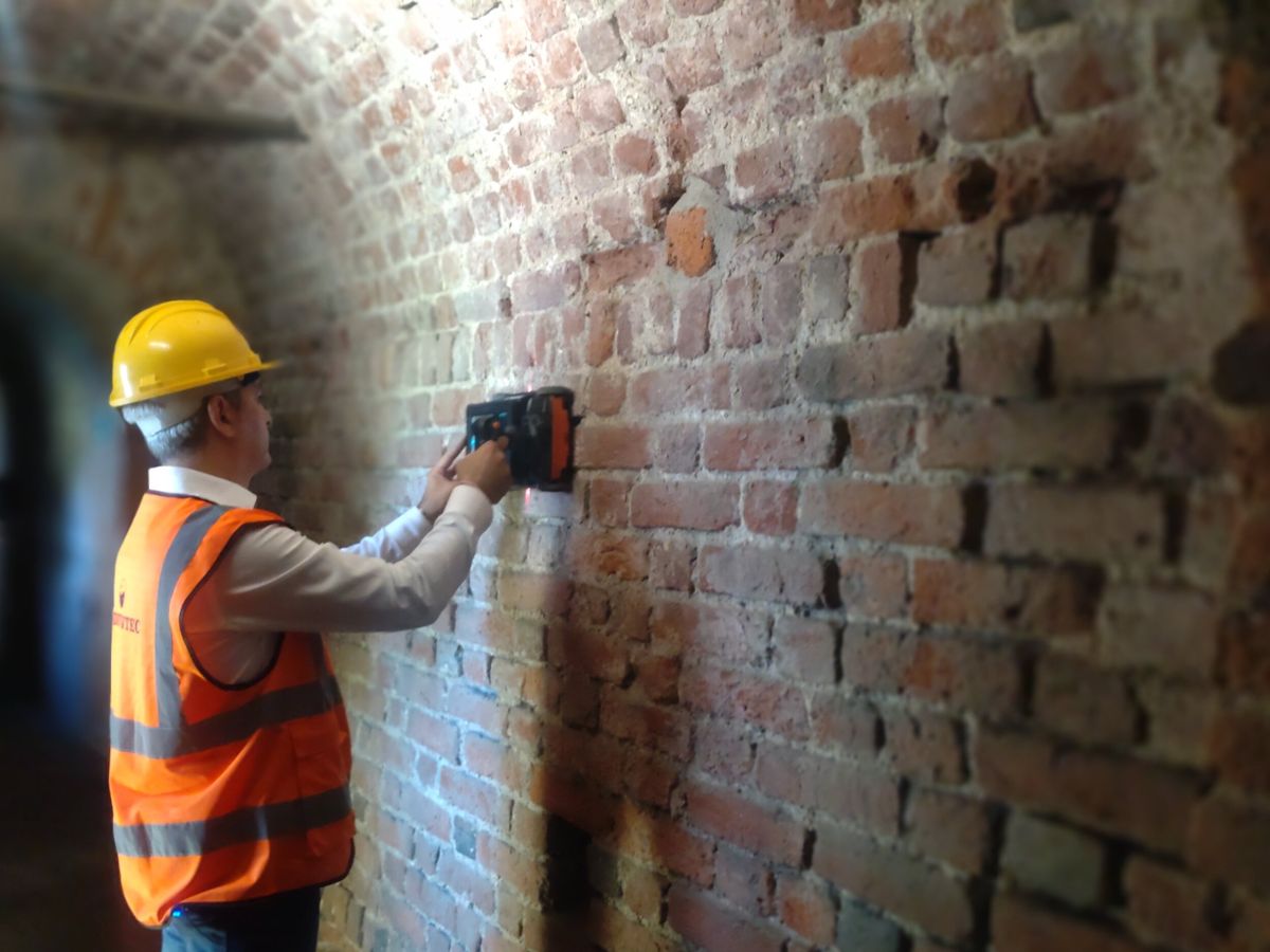 Секретные проходы, записанные в эскизах Леонардо да Винчи, обнаруженные под средневековым замком в Милане