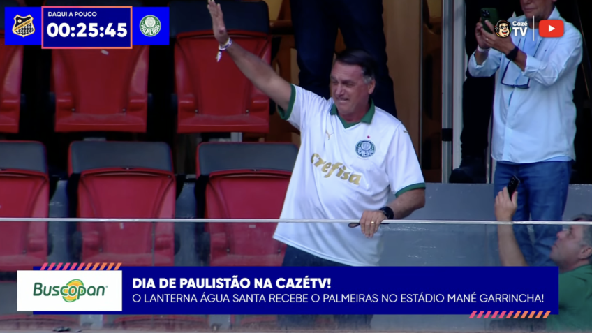 O ex-presidente Jair Bolsonaro (PL) assiste Água Santa contra Palmeiras neste domingo (9.fev.2025)