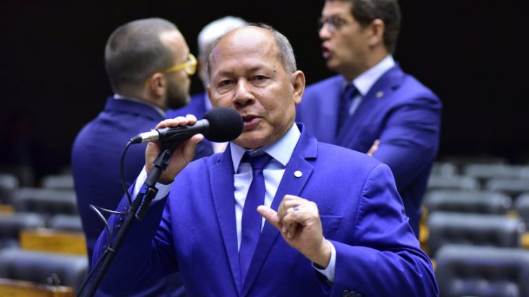 Coronel Chrisóstomo é deputado pelo Estado de Rondônia - cpi - quentinhas