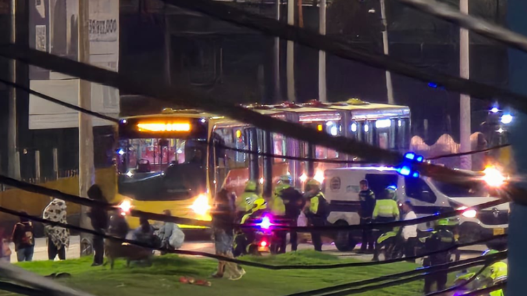Explosão de granada deixou 3 mortos e 9 feridos em Bogotá, na Colômbia