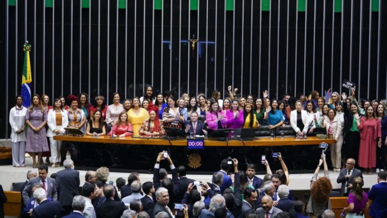 Bancada feminina da Câmara