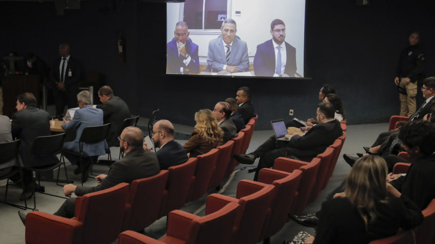 Moraes разрешает излучение между CID и Braga Netto