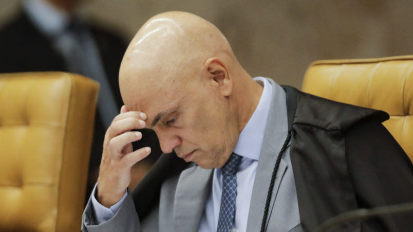 EUA sancionaram Moraes com a Lei Magnitsky, que o impede de realizar transações com instituições bancárias ou econômicas norte-americanas