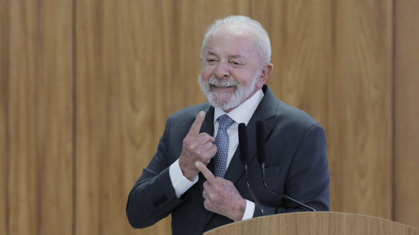 Люди были правы, чтобы быть как -то разозленными, говорит Лула об исследованиях