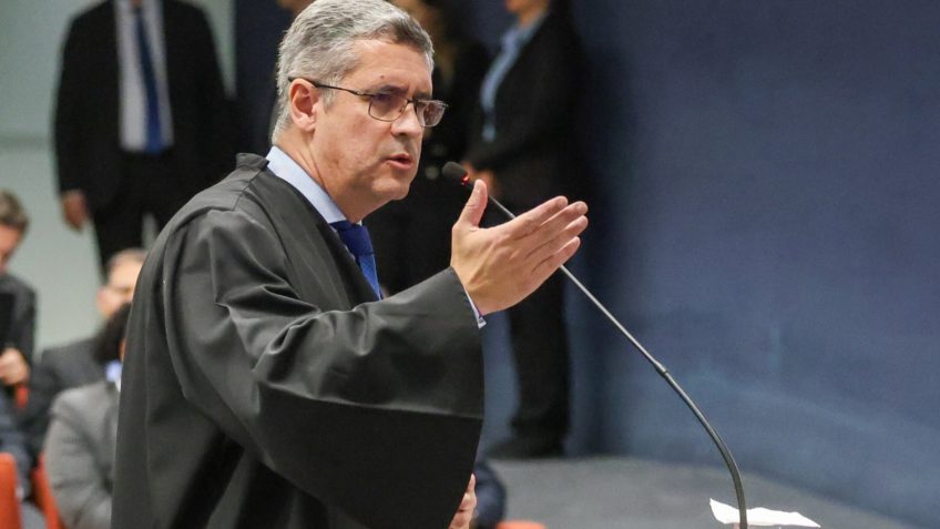 Оборона филиала заявляет, что доказательства необоснованы