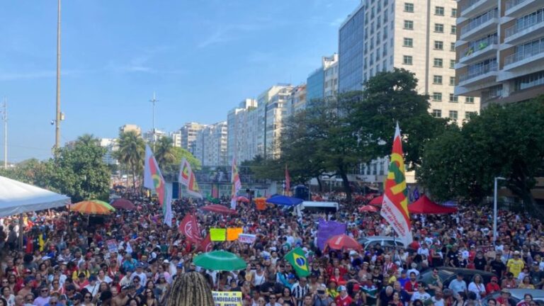 Смотрите фотографии и видео левого проявления в RJ