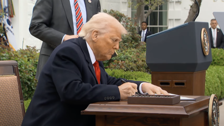 Presidente dos Estados Unidos, Donald Trump