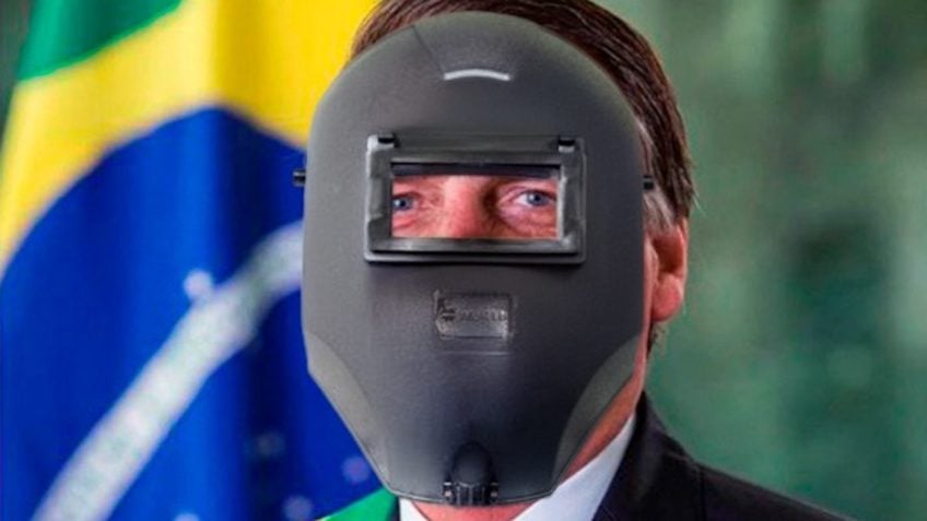 Na imagem, montagem feita por internauta de Bolsonaro com máscara de solda