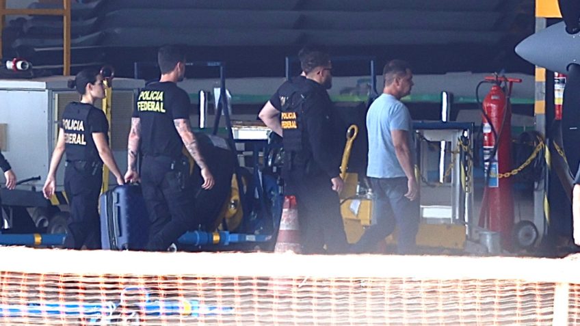 Сильвиней прибыл в Бразилиа после ареста в Парагвае