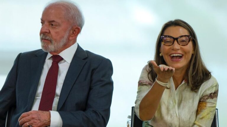 O presidente Luiz Inácio Lula da Silva (PT) elogiou a iniciativa da primeira-dama Janja Lula da Silva de promover reuniões com mulheres evangélicas