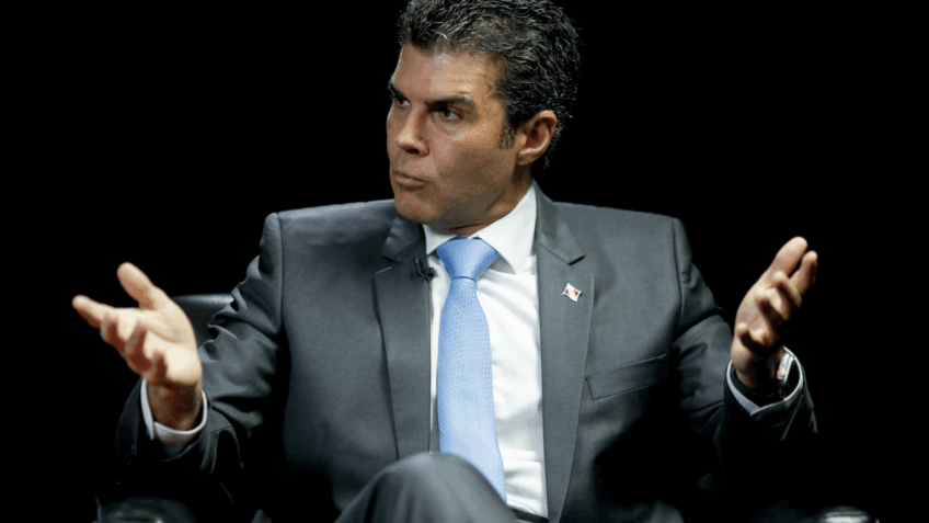 Хелдер Барбальо лидирует на выборах в Сенат штата Пара