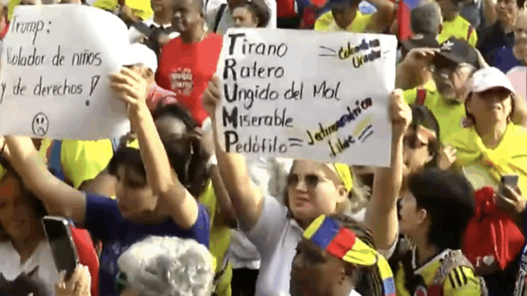 Колумбийцы протестуют на улицах за национальный суверенитет