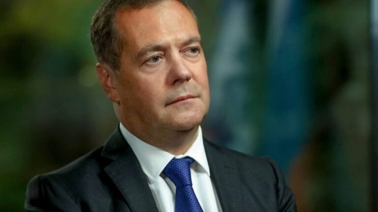 Em seu perfil na Truth Social, Trump chamou Medvedev (foto) de “fracassado”