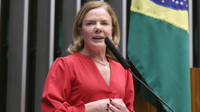 Глейзи заявил, что забастовка водителей грузовиков является манипуляцией на выборах