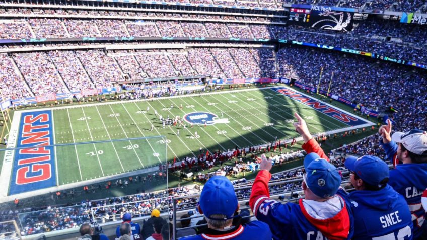 Требование ФИФА снижает общую вместимость стадионов чемпионата мира