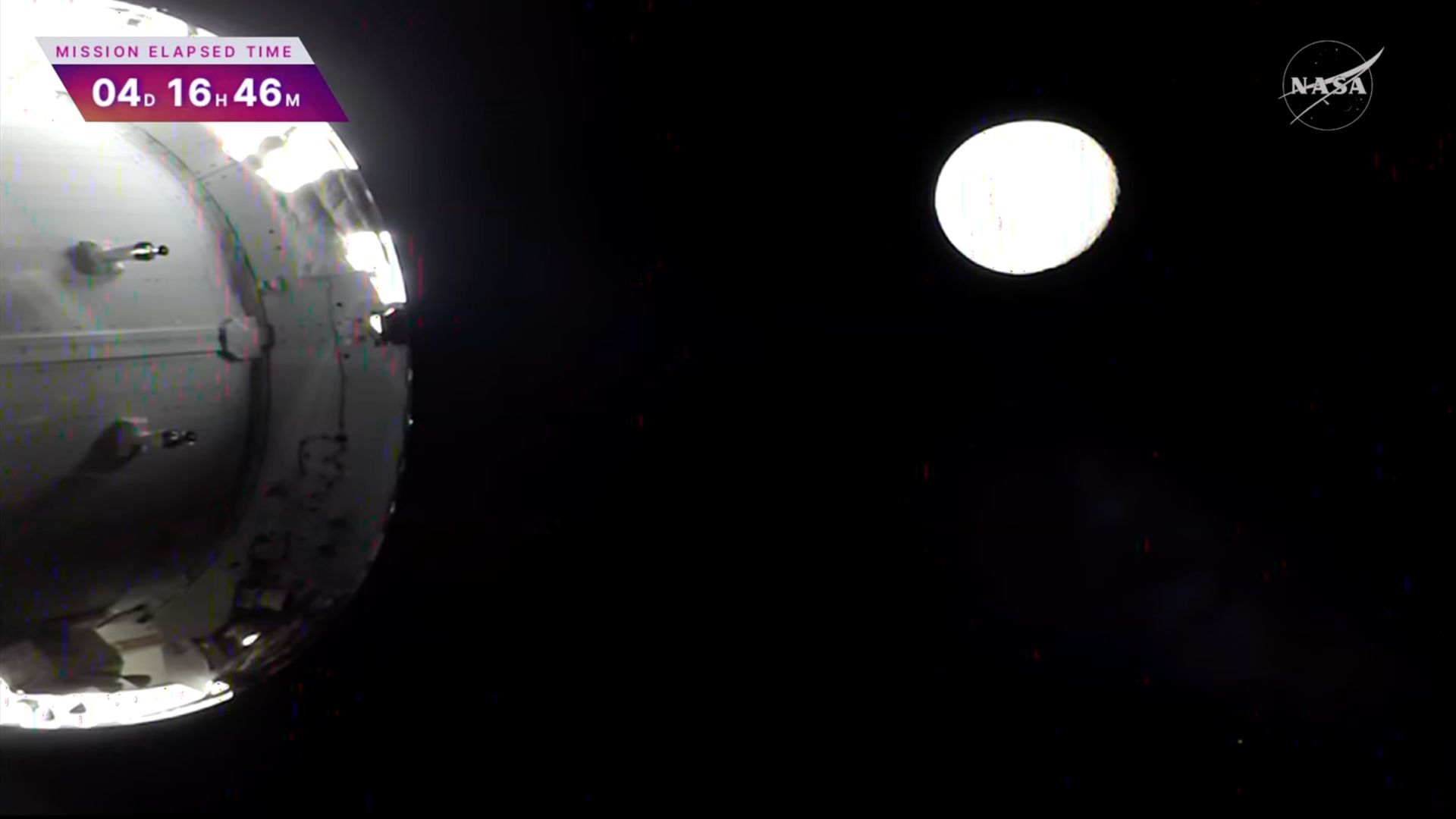 Орион приближается к Луне 6 апреля 2026 г.