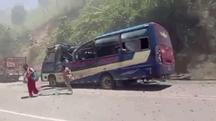 В результате взрыва бомбы в Колумбии по меньшей мере семь человек погибли и 20 получили ранения