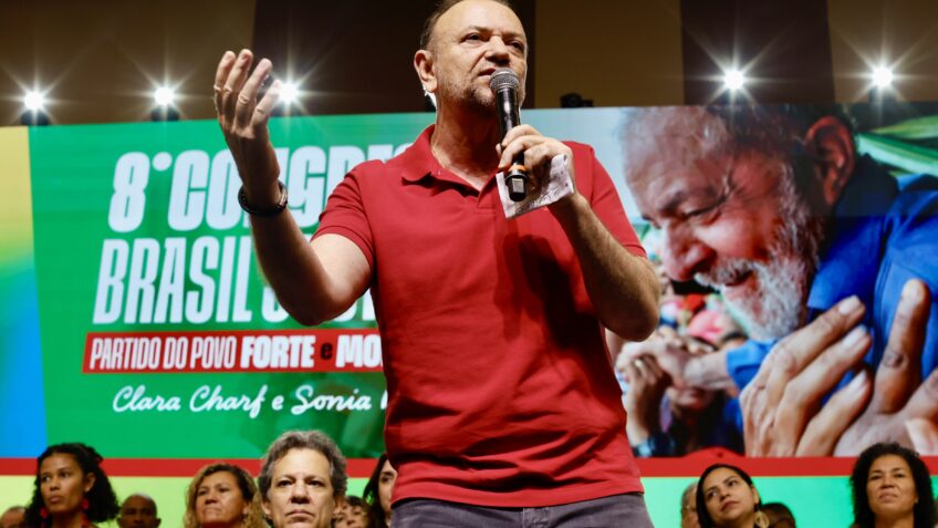 Encerramento do 8º Congresso do PT - Brasil Justo, com Fernando Haddad, Edinho Silva, ministros e ex-ministros, no Centro de Convenções Brasil 21, em Brasília