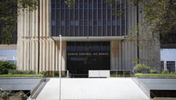 Copom избегает сигнальных сокращений и усиливает осторожность сценарием