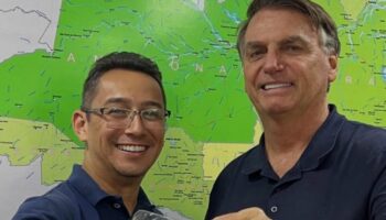 Мораес отрицает постоянный визит союзника семьи к Болсонару