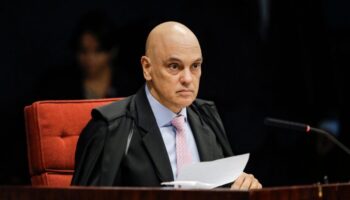 Мораес имеет прерогативу оспаривать повестку в судах в США