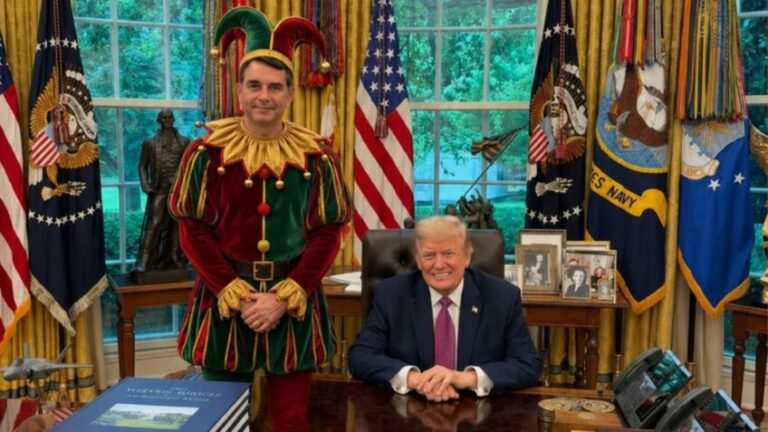 Встреча Флавио и Трампа стала мемом в социальных сетях