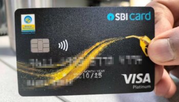 Расходы по кредитным картам замедляются в апреле; SBI Cards выходит на первое место, в то время как ICICI Bank отстает