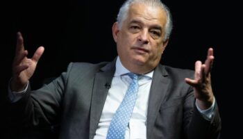 Лидер ПСБ хочет выдвинуть кандидата от Франции в СП против Тарсизио и Хаддада