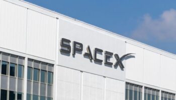 Дебют SpaceX на фондовой бирже может создать до 4400 миллионеров