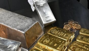 Курсы золота и серебра на 22 июня: проверьте последние цены на 24K, 22K, 18K в Дели, Мумбаи, Ченнаи, Калькутте.