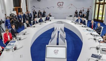 Лула и Трамп приветствуют друг друга на светском мероприятии, но не обсуждают тарифы