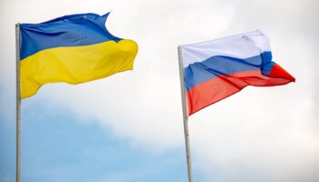 В результате новых атак на Киев по меньшей мере 4 ранены и 1 погиб