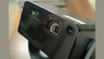 Обзор Epson EpiqVision Mini EF 22N: умный портативный проектор, который делает почти все правильно