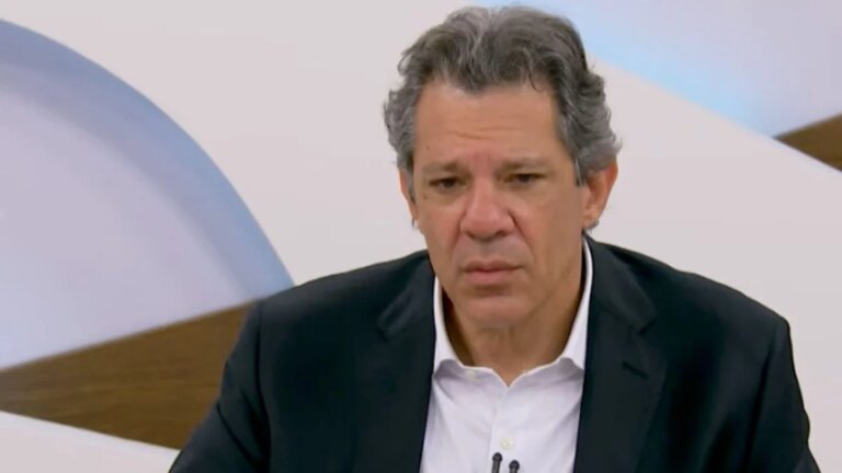 Na imagem, Fernando Haddad em entrevista a TV Cultura