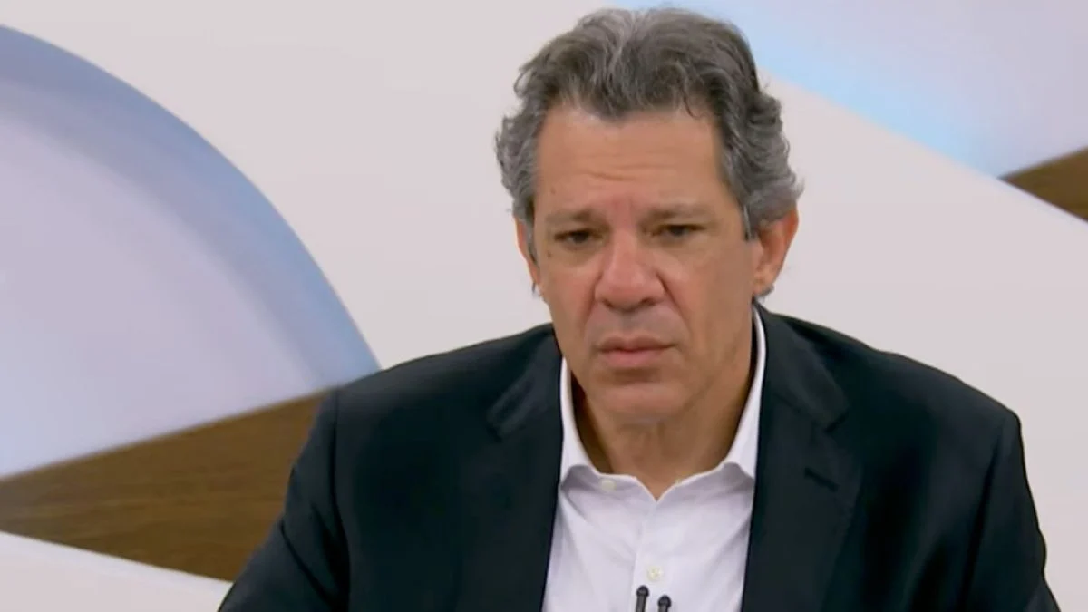 Na imagem, Fernando Haddad em entrevista a TV Cultura