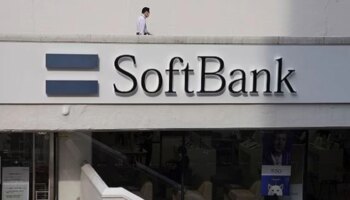 Сверхинтеллект может стать «суперопасным», говорит Масаеши Сон из SoftBank